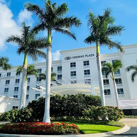 Hotel Crowne Plaza Ft Myers Gulf Coast By Ihg